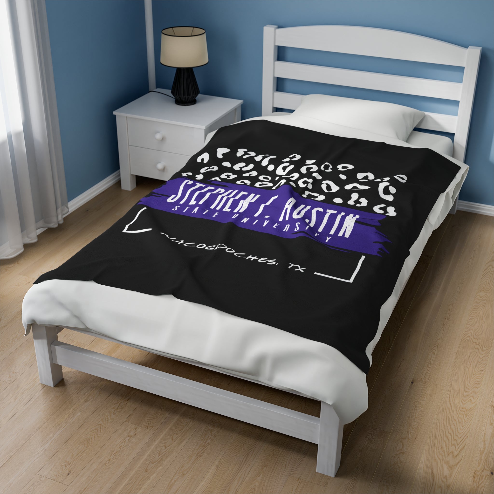 Stephen F. Austin State University Blanket | LEOPARD FRAME | STEPHEN F. AUSTIN STATE UNIVERSITY