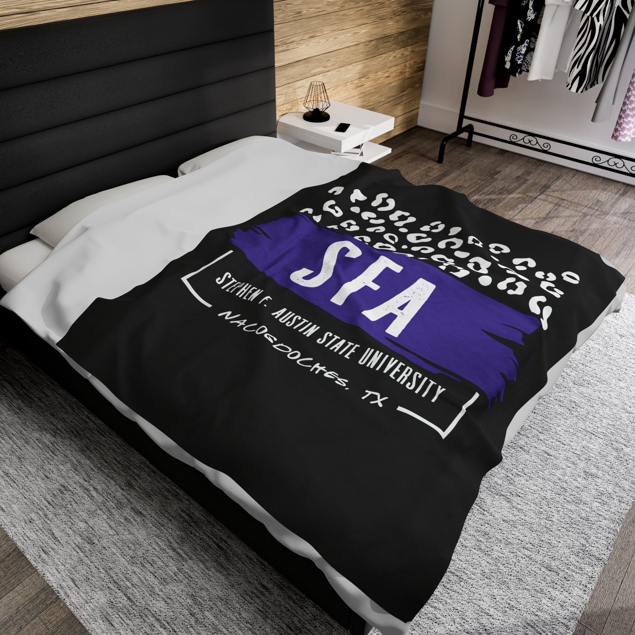 Stephen F. Austin State University Blanket | LEOPARD FRAME | SFA