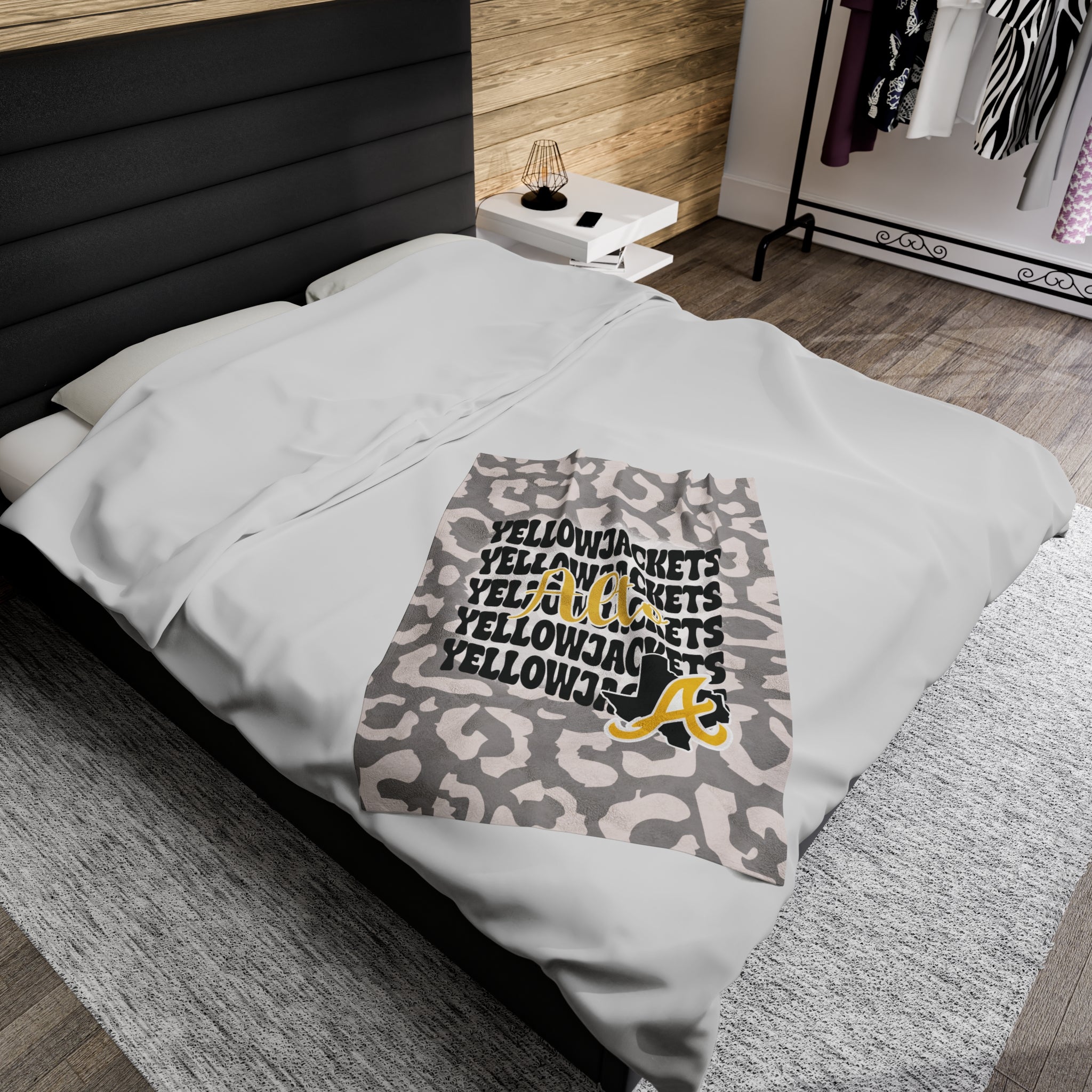 School Spirit Blanket | ALTO YELLOWJACKETS | STACKED GRAY LEOPARD